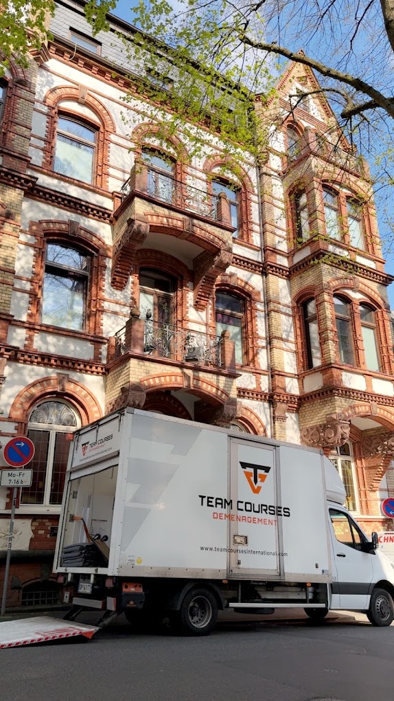 Camion Team Courses dans les Cyclades